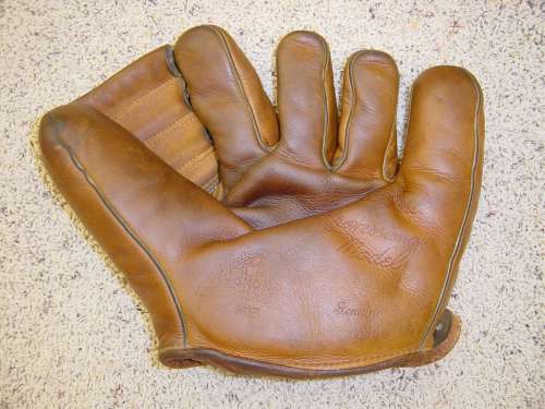 Walter Fiala Nokona G16 1 Front